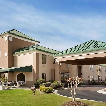 Spark By Hilton Spring Lake Fayetteville מראה חיצוני תמונה