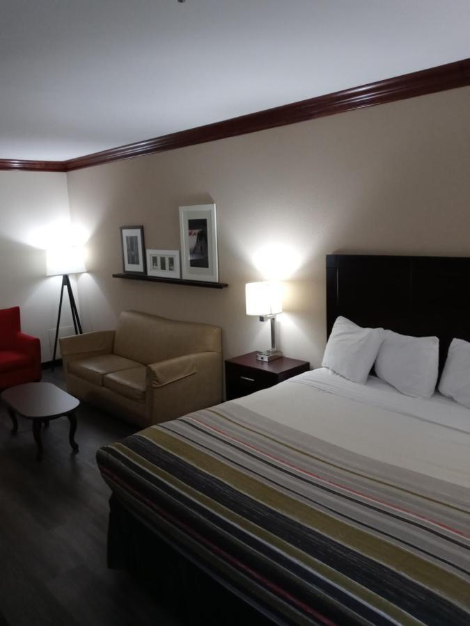 Spark By Hilton Spring Lake Fayetteville מראה חיצוני תמונה