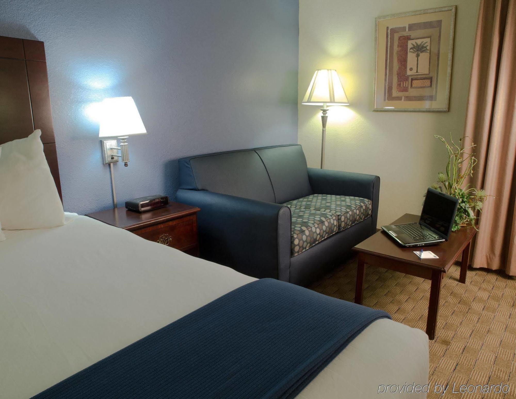 Spark By Hilton Spring Lake Fayetteville מראה חיצוני תמונה